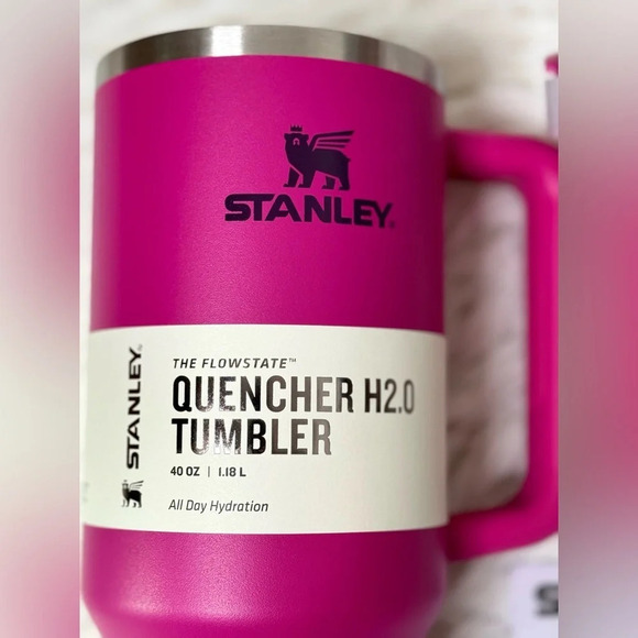 Stanley Tumbler Fuchsia QUENCHER H2.0 FLOWSTATE 40 OZ - Picture 4 of 15